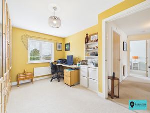 Bedroom- click for photo gallery